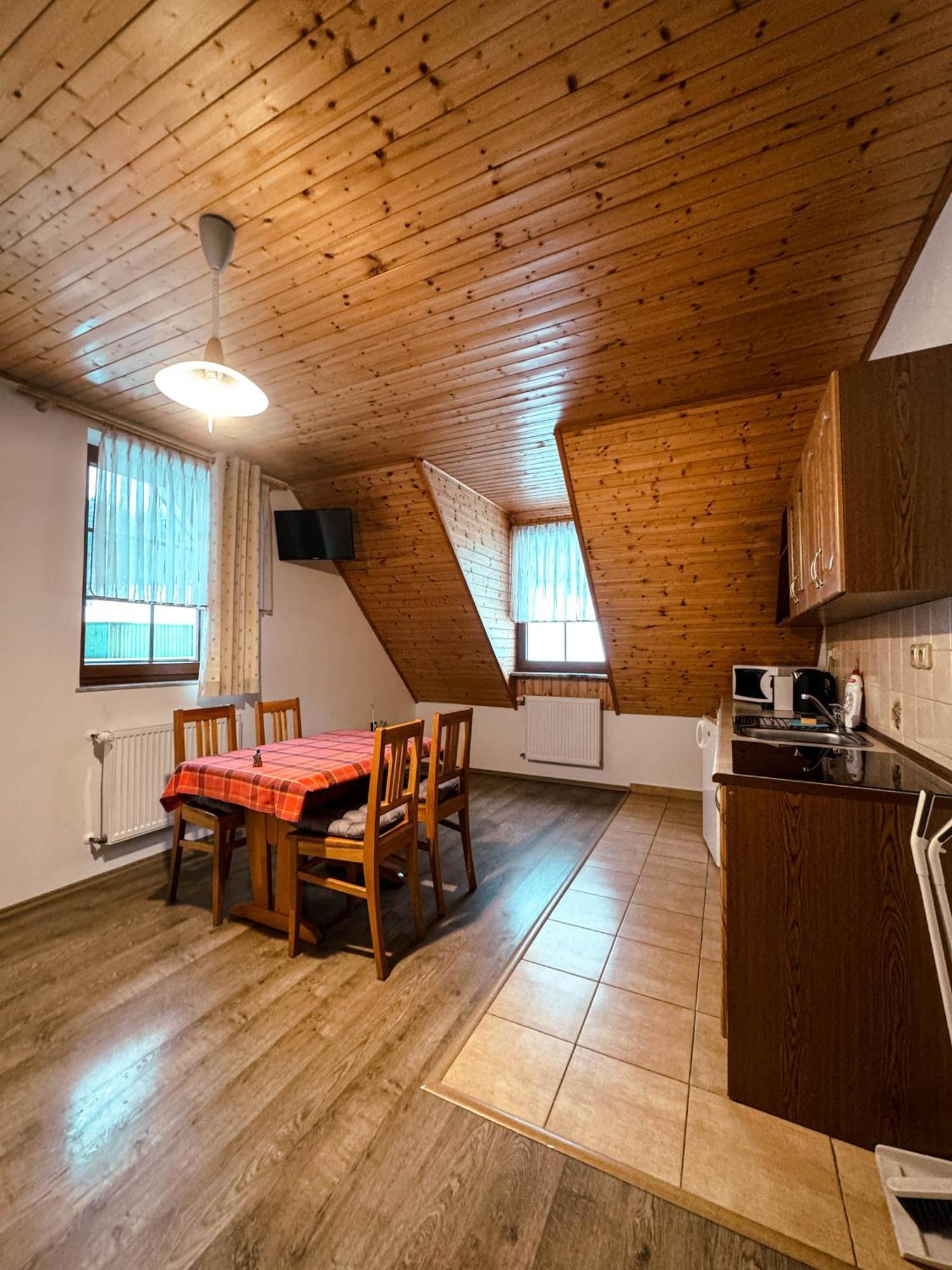 Apartmany Kolb Ramzova Остружна Экстерьер фото